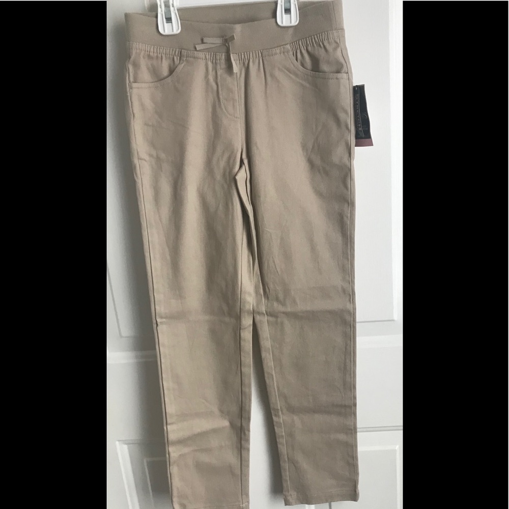 Chaps girl’s skinny/stretch khaki pants.